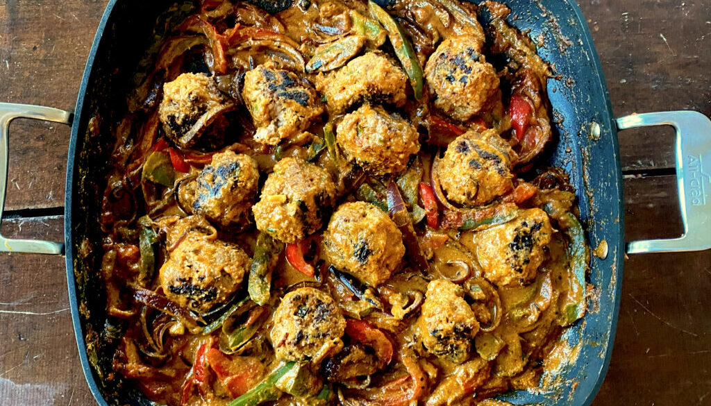 Red Curry Chicken Meatballs